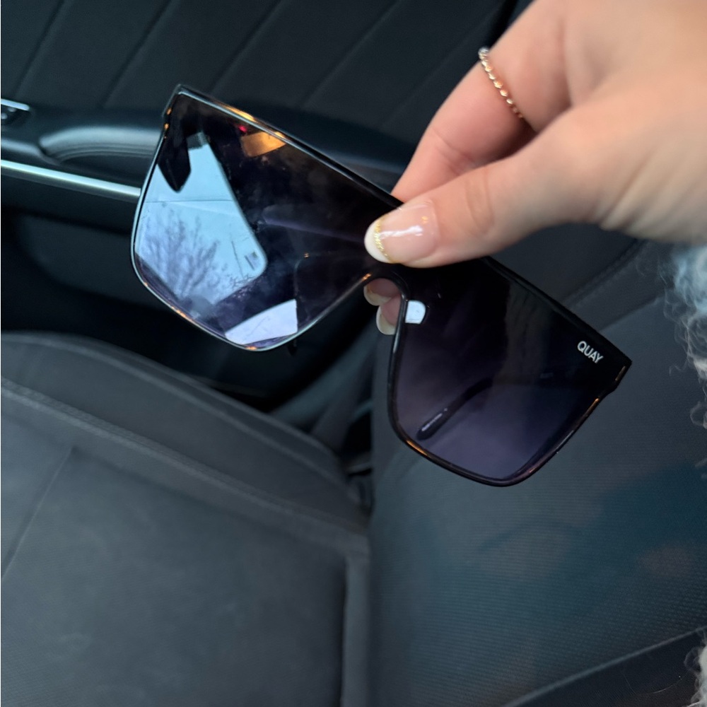 Quay sunglasses nightfall purple fade lense